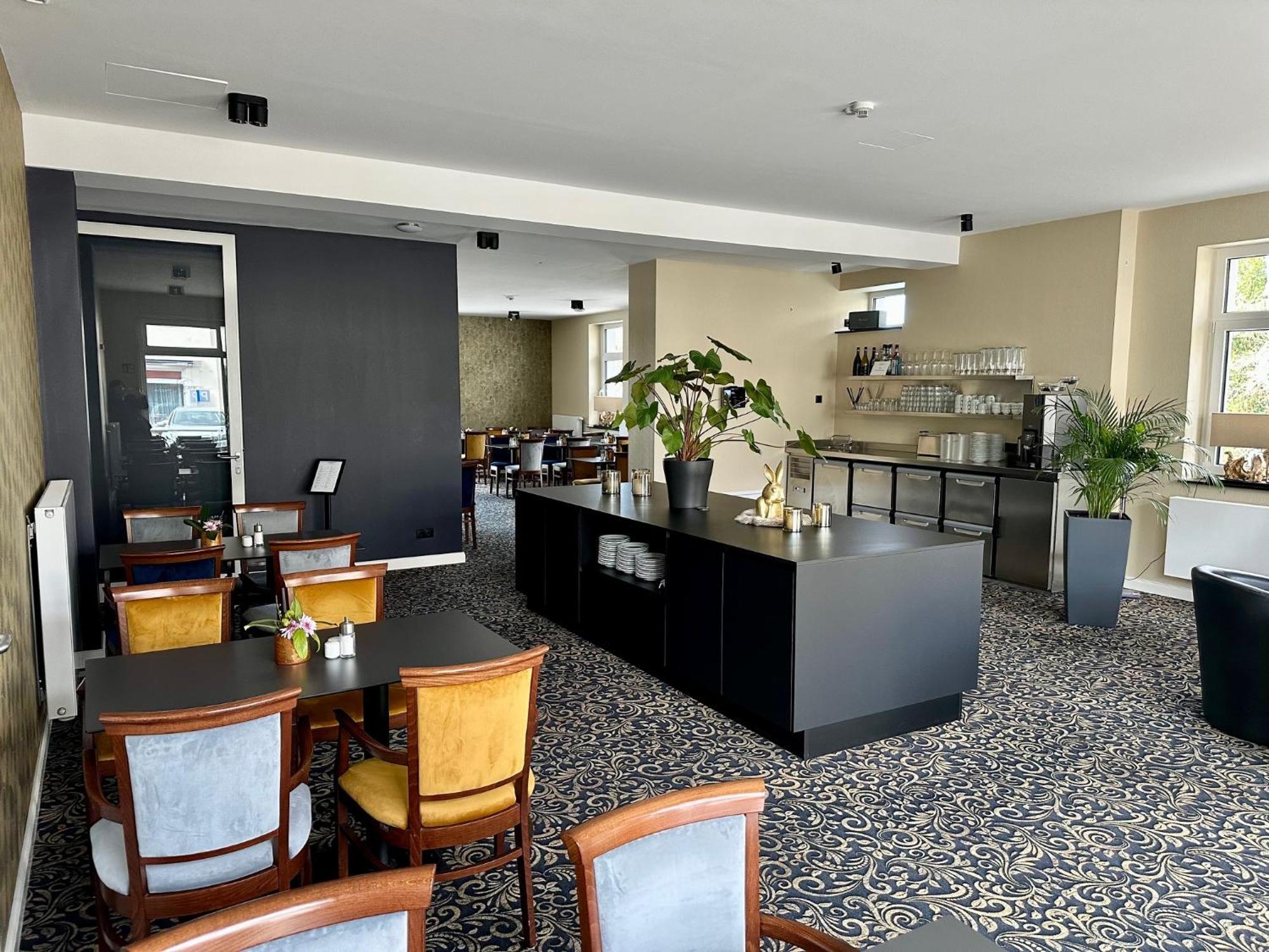 Sandbank Hotel & Appartements Lubmin Exterior photo